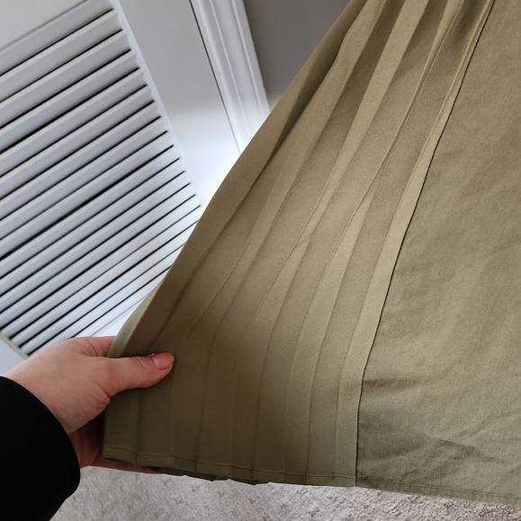Mare Mare x Anthropologie Pleated Fall Cargo Skirt Olive Green Large EUC - Picture 7 of 9